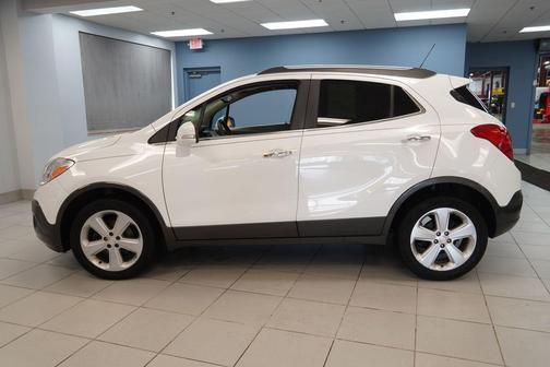 Summit White 2016 Buick Encore Base