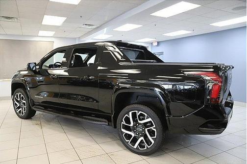 2024 Chevrolet Silverado EV RST