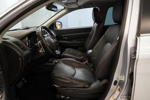 2016 Mitsubishi Outlander Sport 2.4 SEL