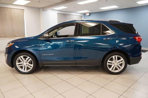 Pacific Blue Metallic 2020 Chevrolet Equinox Premier w/2LZ