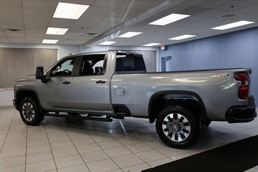 2026 Chevrolet Silverado 2500 Custom