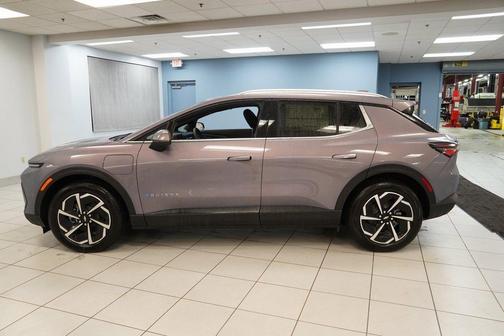 2026 Chevrolet Equinox EV LT 2