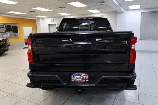 Black 2026 Chevrolet Silverado 1500 High Country