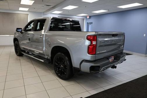 Sterling Gray Metallic 2026 Chevrolet Silverado 1500 High Country