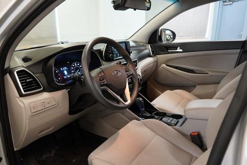 2019 Hyundai TUCSON SE