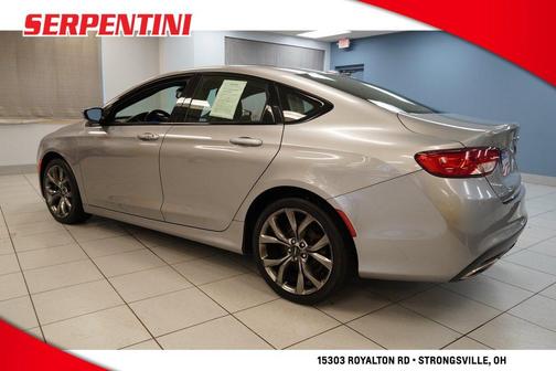 2015 Chrysler 200 S