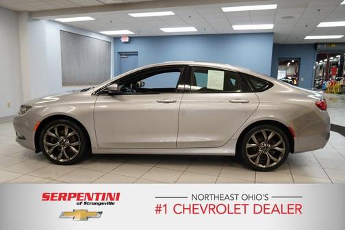 2015 Chrysler 200 S