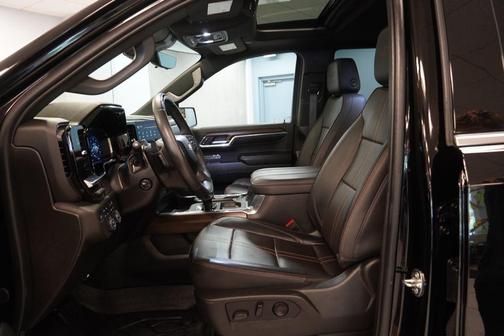 Black 2024 Chevrolet Silverado 1500 High Country