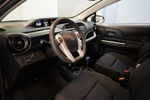 2015 Toyota Prius c Four