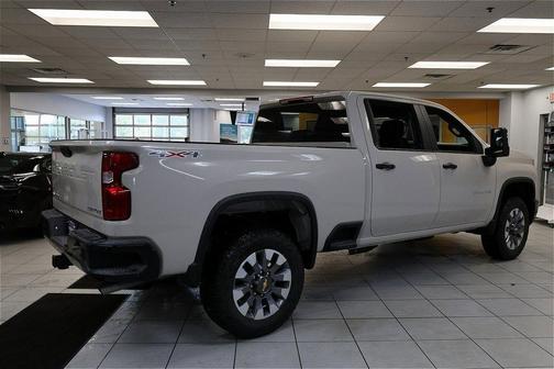 2026 Chevrolet Silverado 2500 Custom