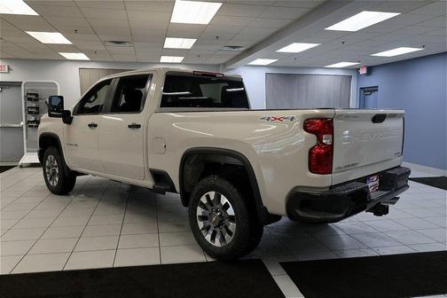 2026 Chevrolet Silverado 2500 Custom