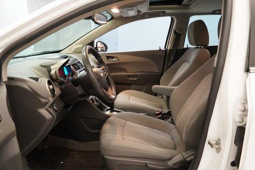 2016 Chevrolet Sonic LT
