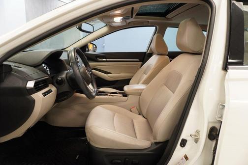 2020 Nissan Altima 2.5 SV