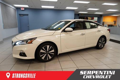 2020 Nissan Altima 2.5 SV
