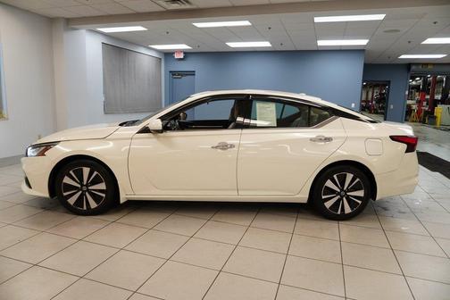 2020 Nissan Altima 2.5 SV