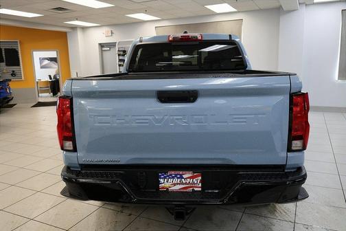 2025 Chevrolet Colorado WT