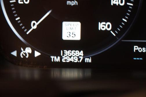 Crystal White Pearl 2016 Volvo XC90 T6 Inscription