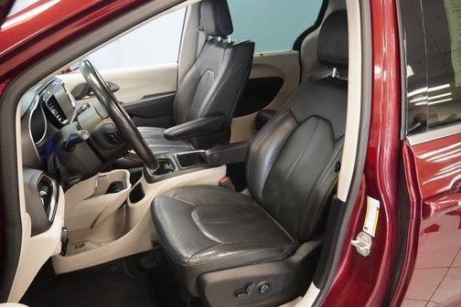 2020 Chrysler Pacifica Touring-L Plus