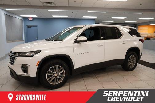 2023 Chevrolet Traverse LT Cloth