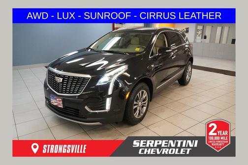 Stellar Black Metallic 2021 Cadillac XT5 Premium Luxury
