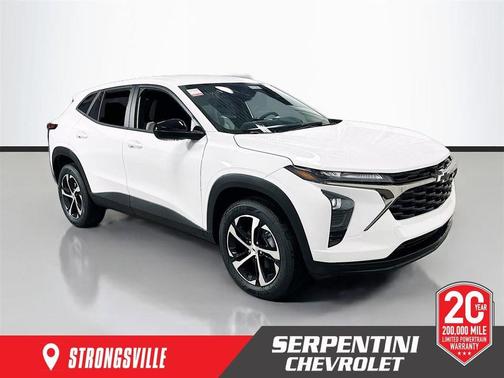 Summit White 2026 Chevrolet Trax 1RS
