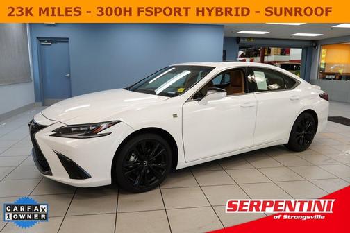 2025 Lexus ES 300h Base