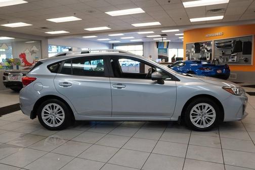 2018 Subaru Impreza 2.0i Premium
