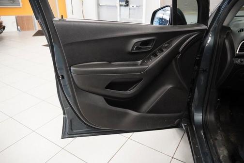 2022 Chevrolet Trax LS