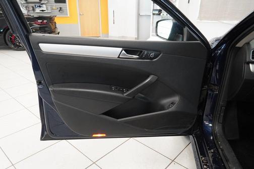2013 Volkswagen Passat 2.5 SE