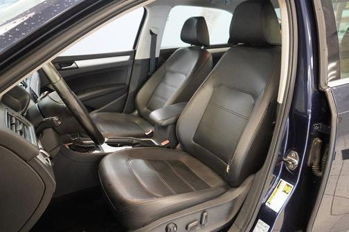 2013 Volkswagen Passat 2.5 SE