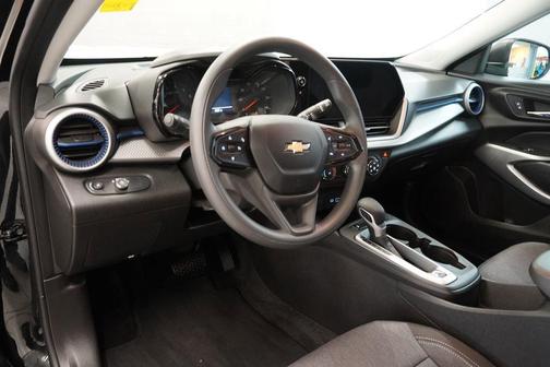 Mosaic Black Metallic 2024 Chevrolet Trax LS
