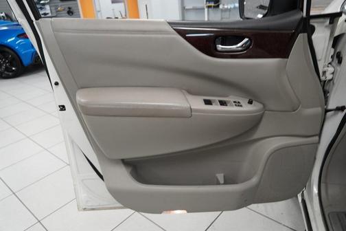 2013 Nissan Quest SV