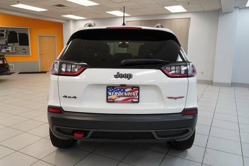2020 Jeep Cherokee Trailhawk