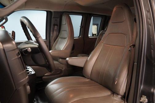 2016 Chevrolet Express 2500 LS