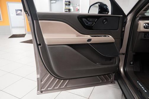 2020 Lincoln Aviator Reserve AWD