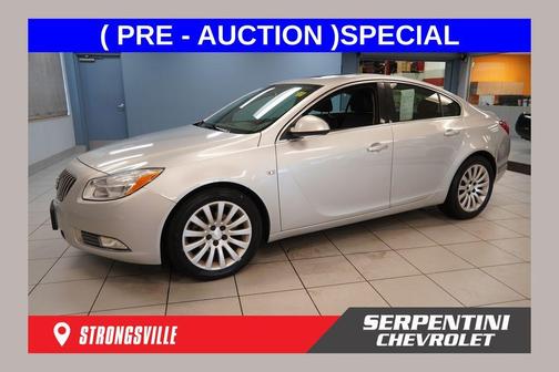 Quicksilver Metallic 2011 Buick Regal CXL