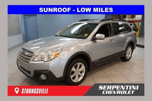 Ice Silver Metallic 2013 Subaru Outback 2.5i Premium