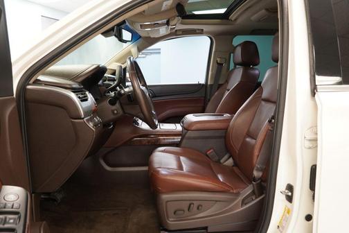 White Diamond Clearcoat 2015 Chevrolet Tahoe LTZ