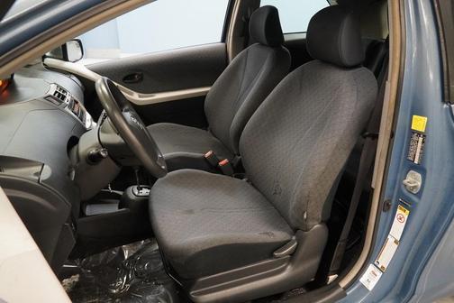 2011 Toyota Yaris Base