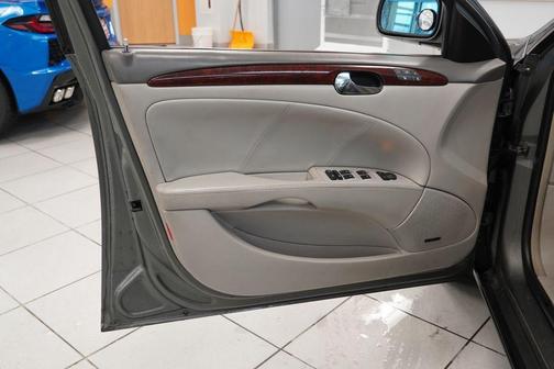 Sharkskin 2008 Buick Lucerne CXL