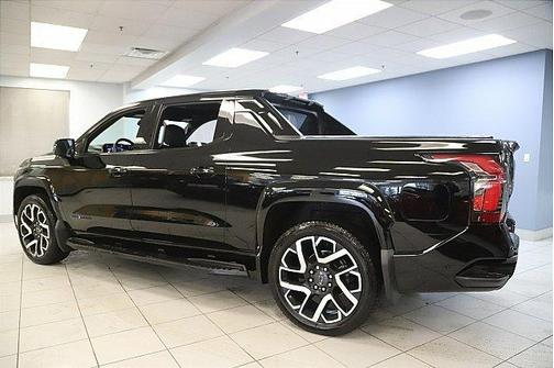 2024 Chevrolet Silverado EV RST