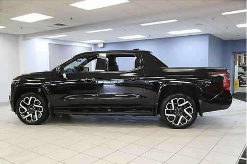 2024 Chevrolet Silverado EV RST