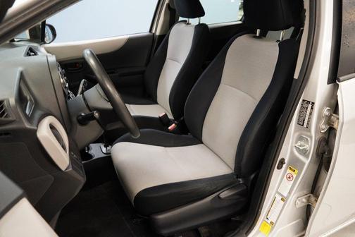 2012 Toyota Yaris