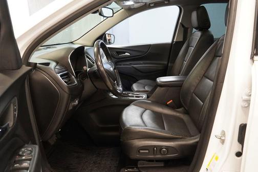 Iridescent Pearl Tricoat 2019 Chevrolet Equinox Premier w/2LZ