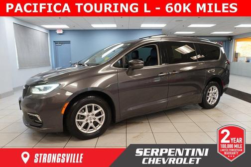 2021 Chrysler Pacifica Touring-L