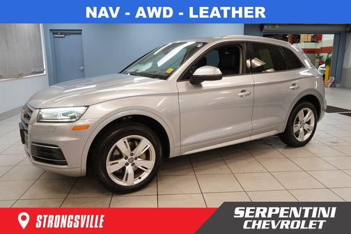 Florett Silver Metallic 2018 Audi Q5 2.0T Tech Premium