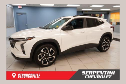 Summit White 2024 Chevrolet Trax 2RS