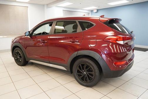 2017 Hyundai TUCSON SE Plus