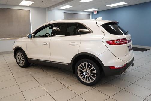 2015 Lincoln MKC Base