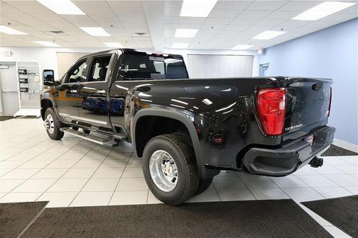 2025 Chevrolet Silverado 3500 High Country